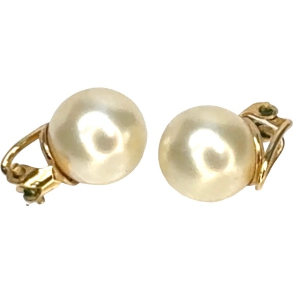 Christian Dior 100% authentic rare vintage 1960s classic pearl clip earrings - Picture 3 of 12